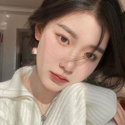 机器情人之野蛮女管家 海报