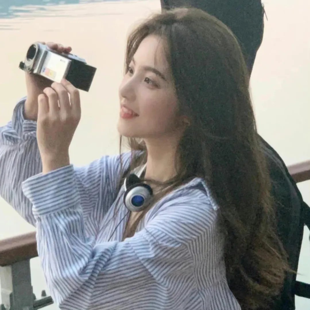 追梦人小酒馆 海报